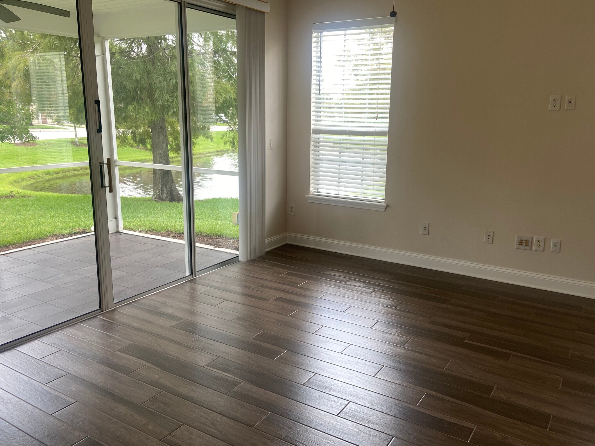 Building Photo - 4115 Crownwood Dr