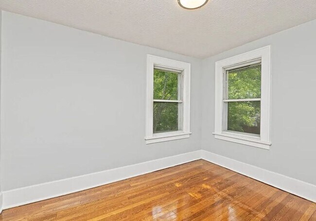 Building Photo - 191 Westfield St