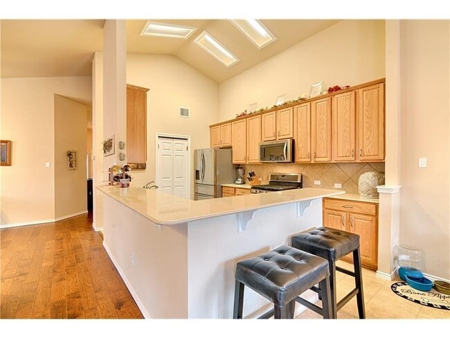 Building Photo - 3321 Tavistock Dr
