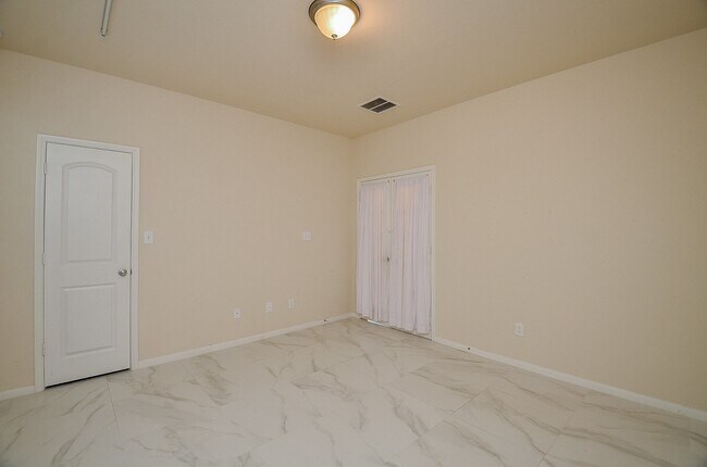 Building Photo - 14255 Garland Brook Dr