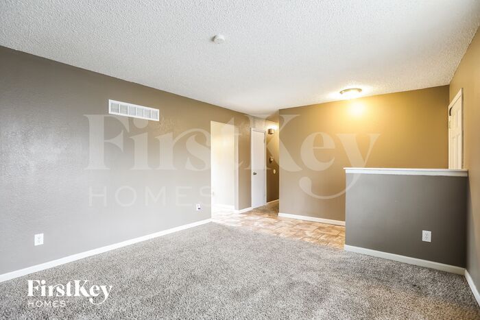 Building Photo - 2217 SW Keystone Dr