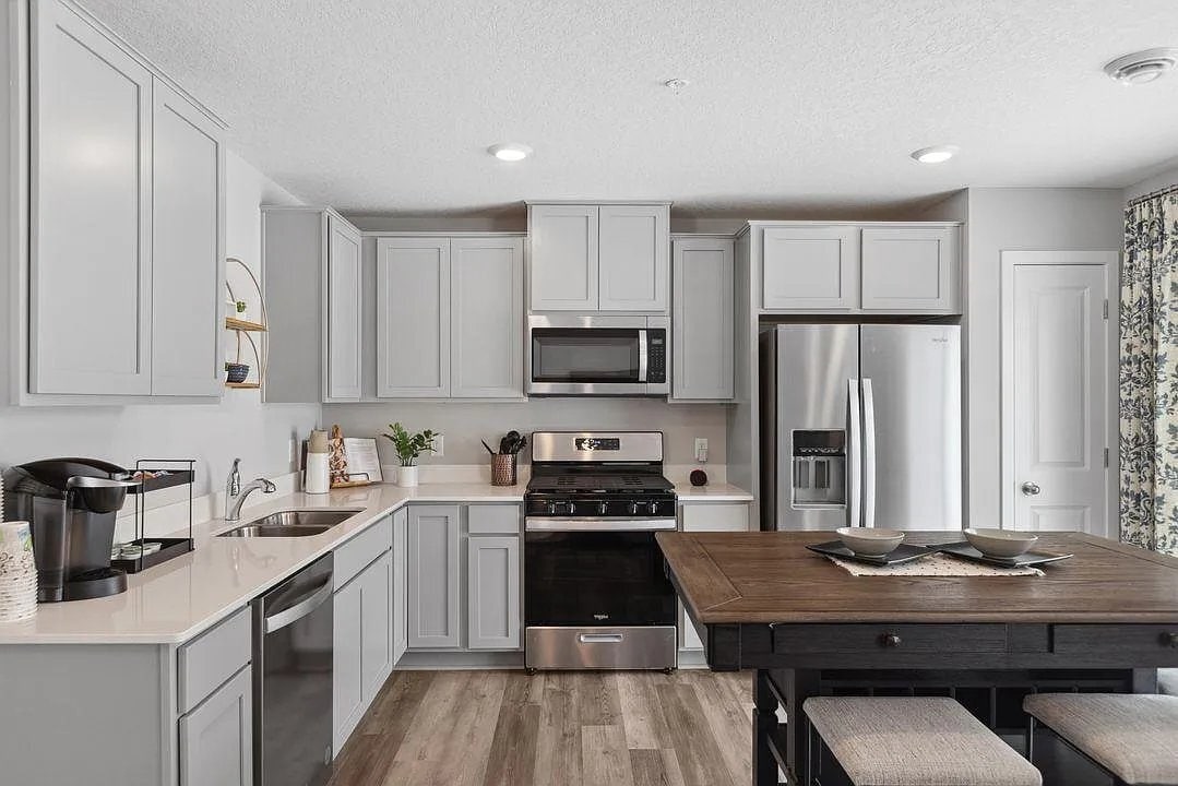 Building Photo - 127xx Ashbury Dr