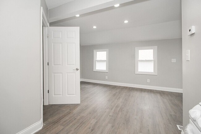 Building Photo - 4301 Bailey Ave