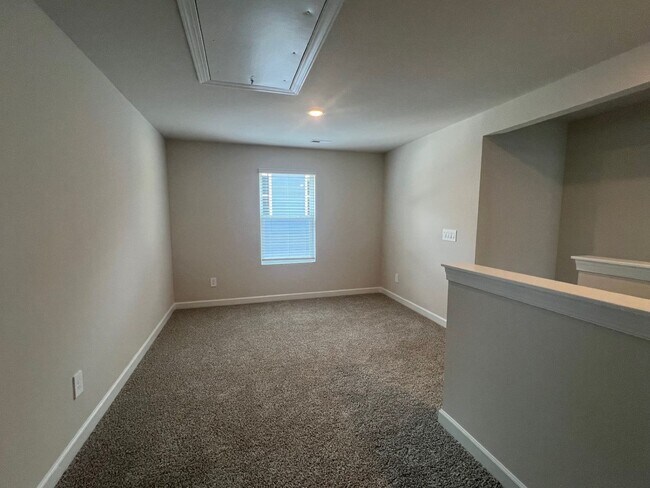 Building Photo - BRAND NEW - 3 Bed/2.5 Bath Home - Conover ...