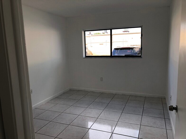 Building Photo - 7407 SW 152nd Ave