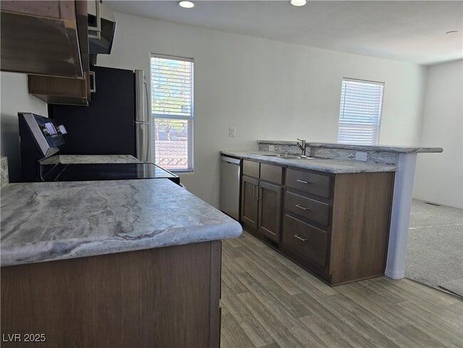 Building Photo - 3918 Cll Mirador