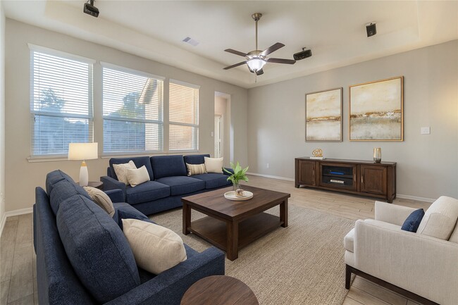 Building Photo - 16855 Big Reed Dr