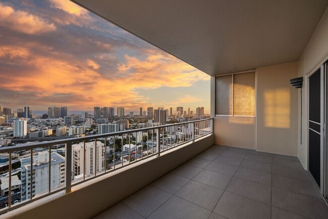 Building Photo - 999 Wilder Ave