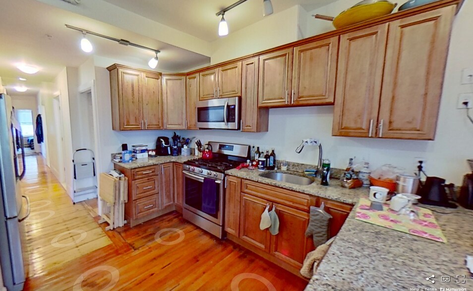 Building Photo - 235 Norfolk St