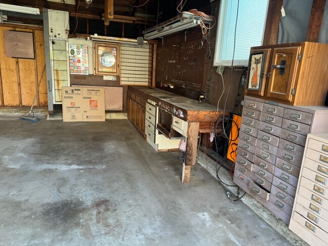 Building Photo - CULVER CITY STUNNING REMODEL 3 BDRM 1 BA. HOUSE FOR LEASE!