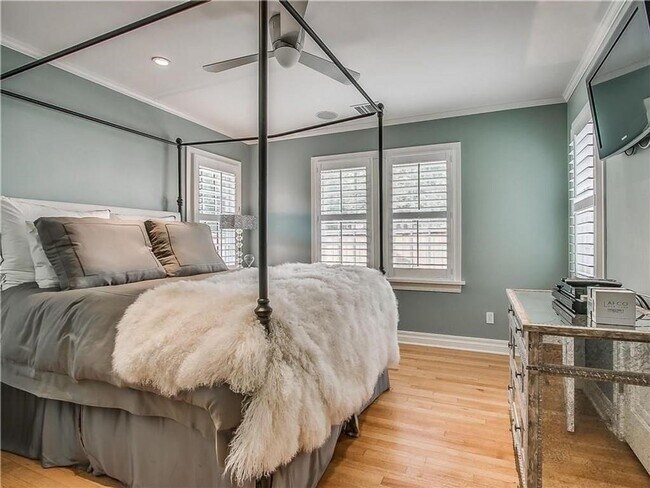 Building Photo - 1109 NW 55th St