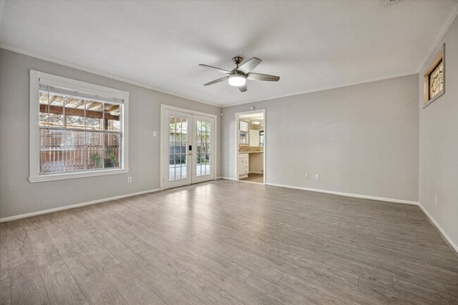 Building Photo - 2619 Eastgrove Ln