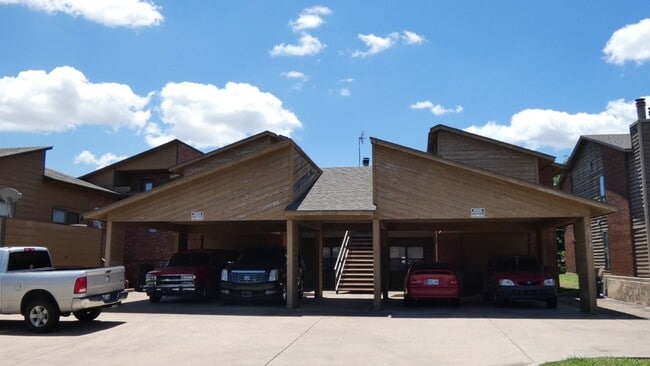 Primary Photo - Great Town Home