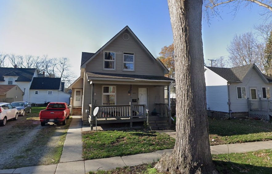 Building Photo - 909 Stone St