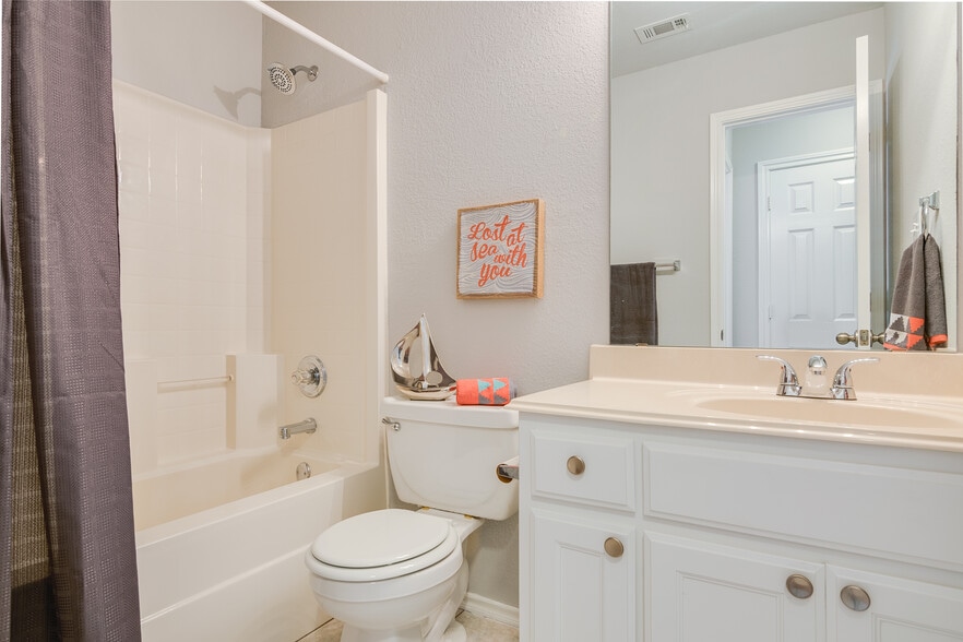 2nd Bath - 956 Carlin Ln