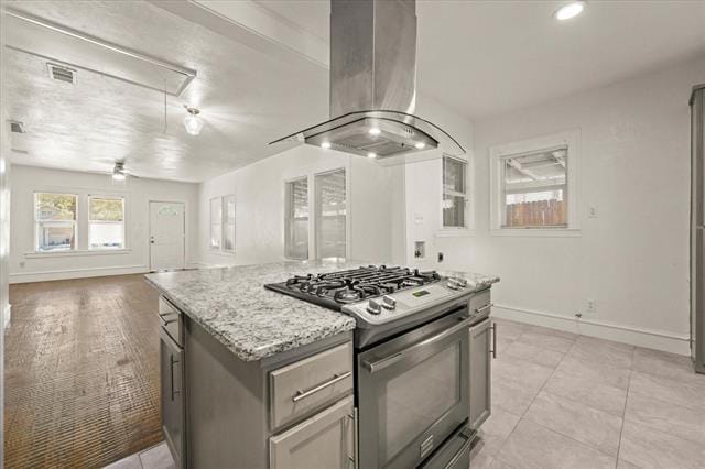 Building Photo - 929 S Rosemont Ave