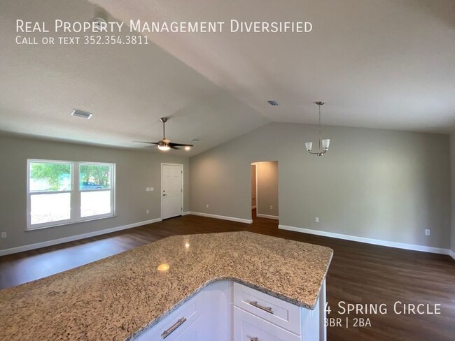 Building Photo - 4 Spring Cir