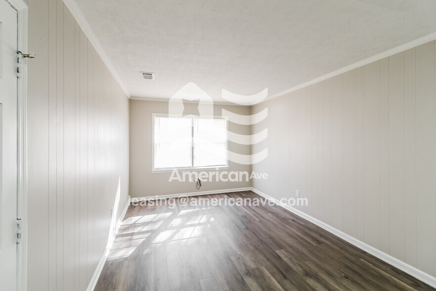 Building Photo - 439 Olsen Ave