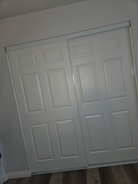 Building Photo - 17011 Pinehurst Ln
