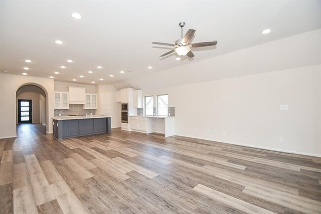 Building Photo - 10803 Spiny Caterpillar Ct