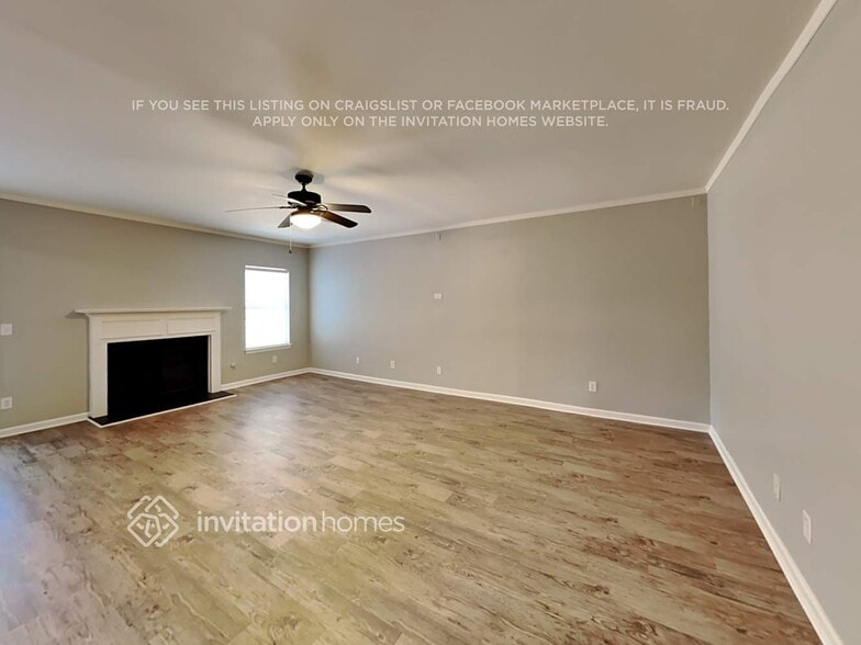 Building Photo - 6950 Foxmoor Way