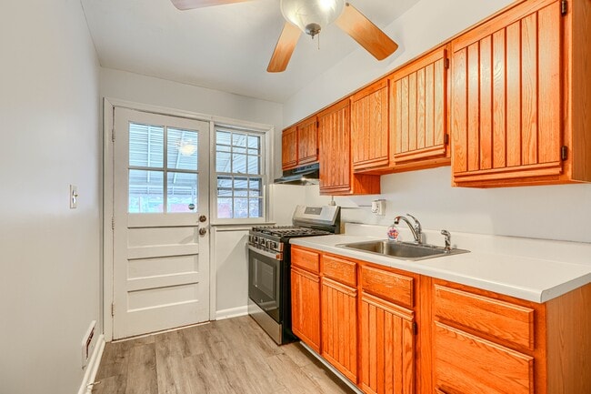 Building Photo - 414 Westfield Rd