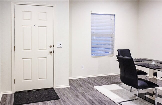 Building Photo - 8331 Bending Willow