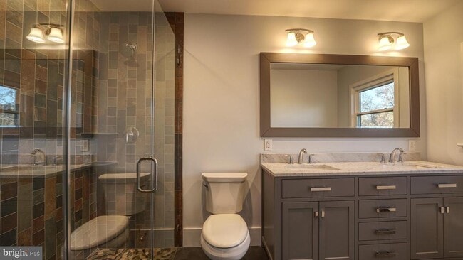 Building Photo - 53 Iron Bridge Rd