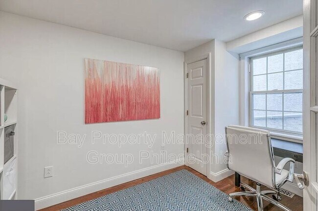 Building Photo - 813 Kater St