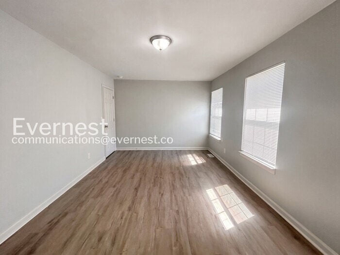 Building Photo - 1533 Northcut Ct