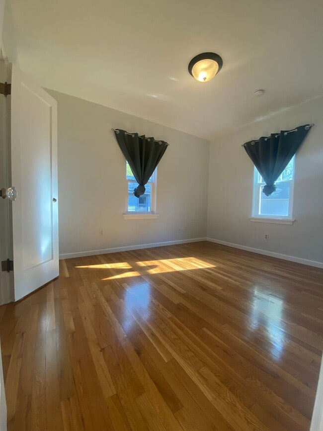 Building Photo - Perry District Gem – Move-In Ready 3 plus Bed / 2 Bath Brick Home with Finished Basement & 2-Car ...