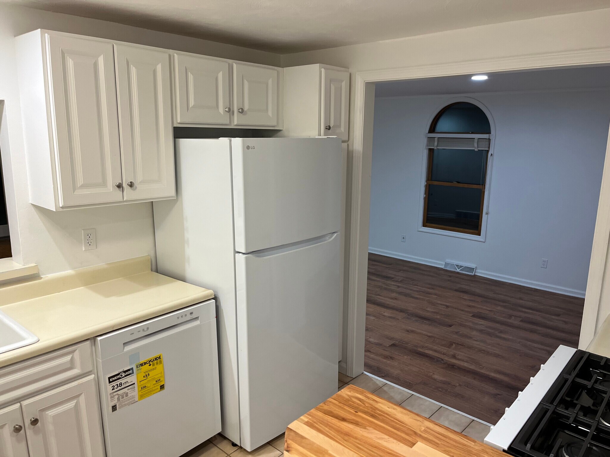 Building Photo - 921 Onondaga St