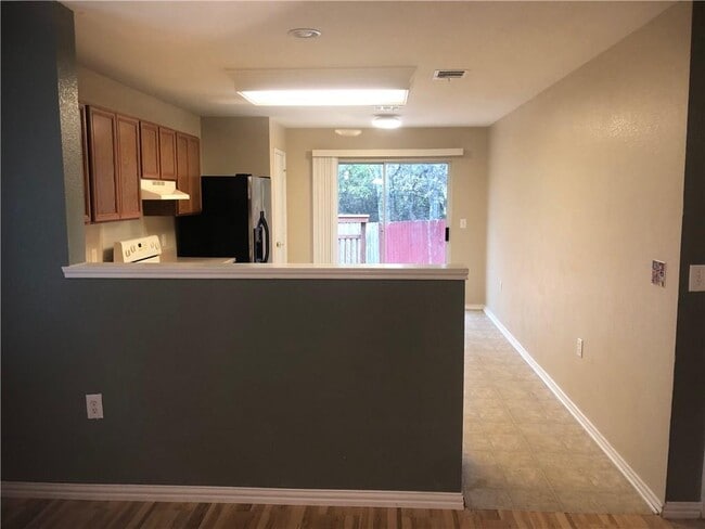 Building Photo - 2105 Tranquilo Trail