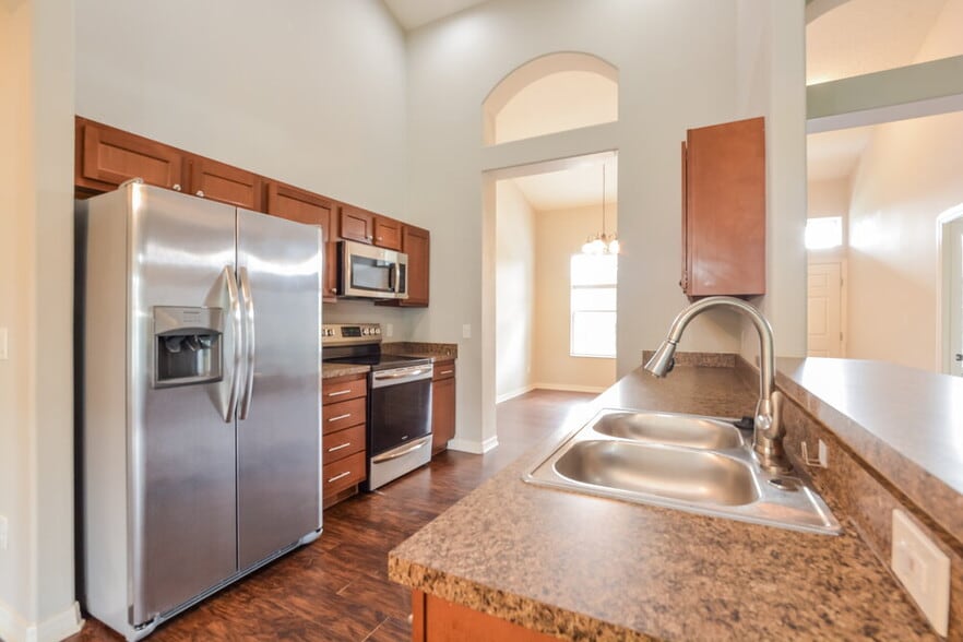 Building Photo - 13836 Old Dock Rd