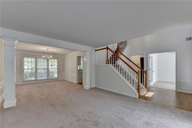 Building Photo - 6535 Ganton Dr