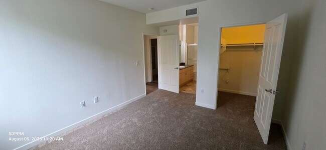 Building Photo - DOWNTOWN SAN DIEGO - LITTLE ITALY Nice 2 Bedroom 2 Bath Condo in Piazza Palermo. AVAILABLE NOW!