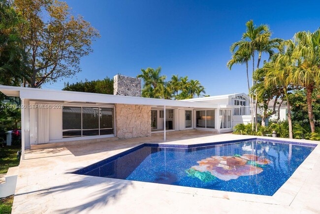 Building Photo - 669 S Mashta Dr