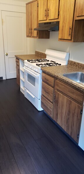 Building Photo - 5512 Wilkins Ave