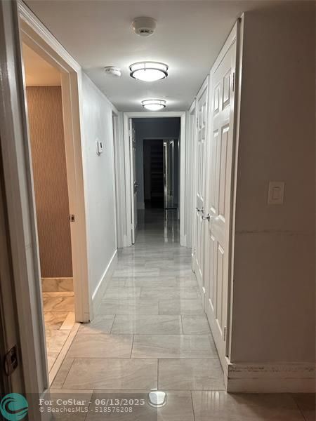 Building Photo - 5800 Camino Del Sol