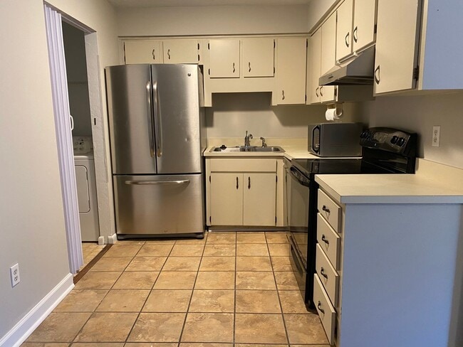 Building Photo - 2014 SW 70th Terrace