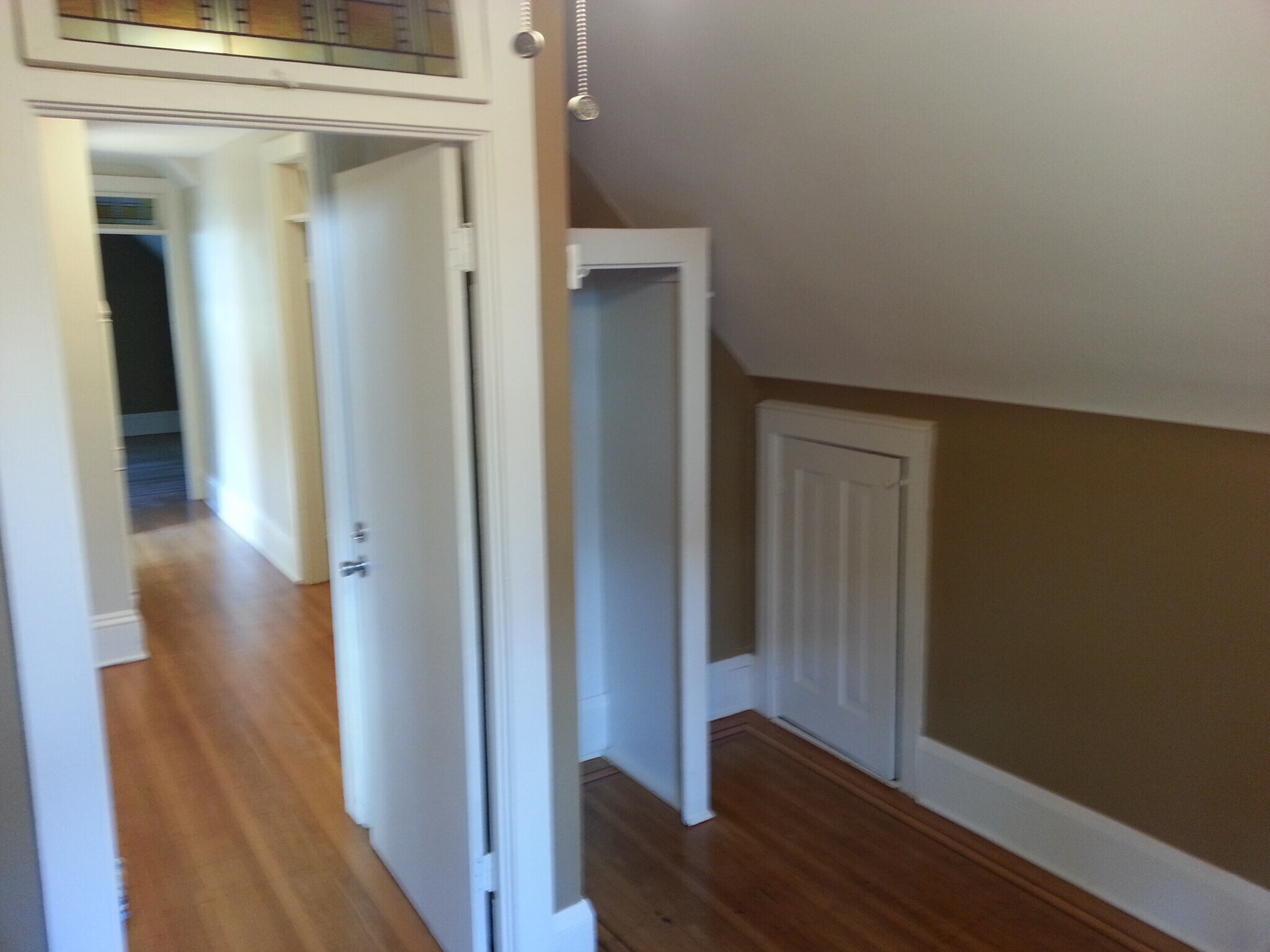 Building Photo - 516 4th Ave SE