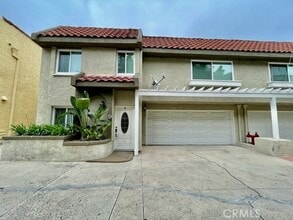Building Photo - 2558 Orange Ave