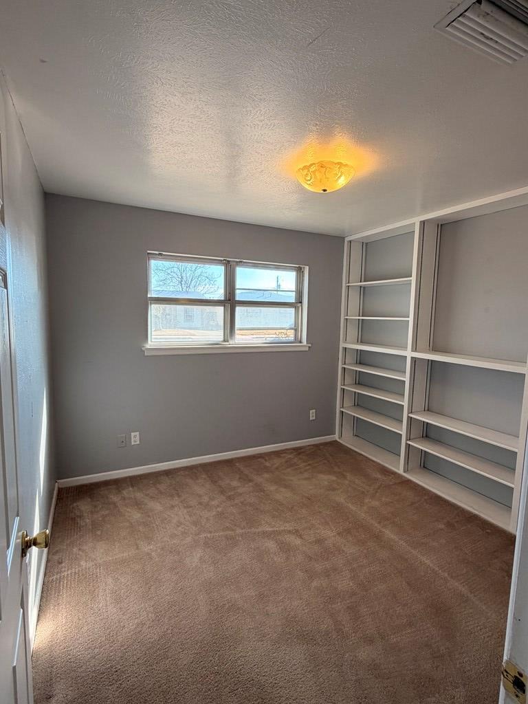 Building Photo - 1617 E 49th St