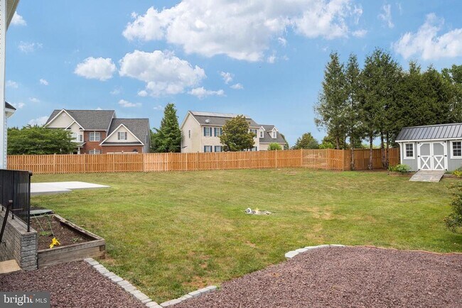 Building Photo - 677 Dellinger Dr
