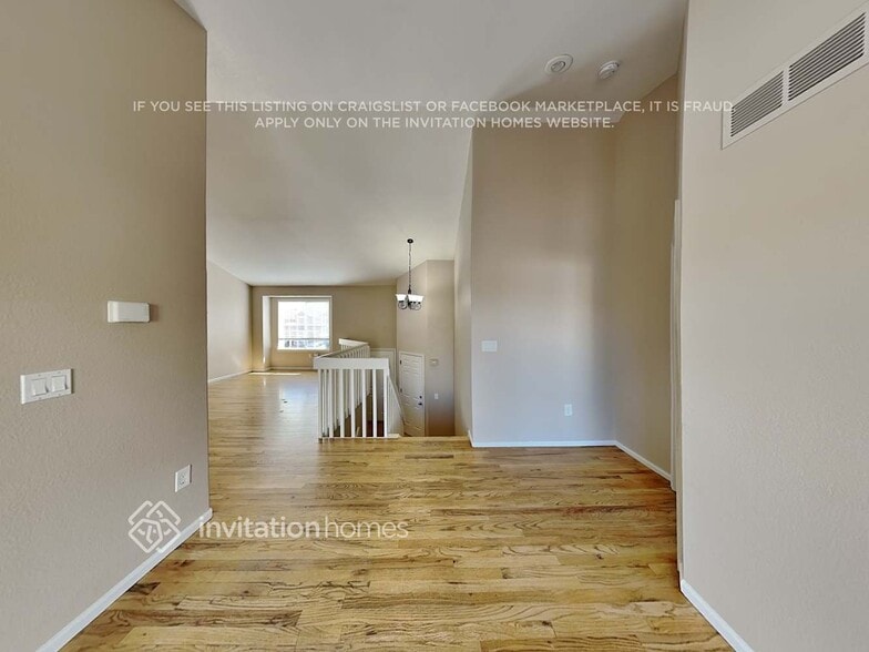 Building Photo - 4861 N Silverlace Dr