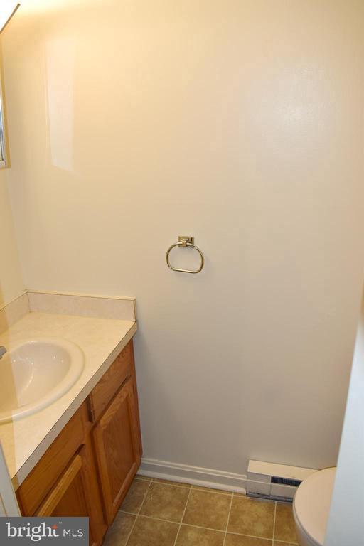 Building Photo - 959 Orchard Dr