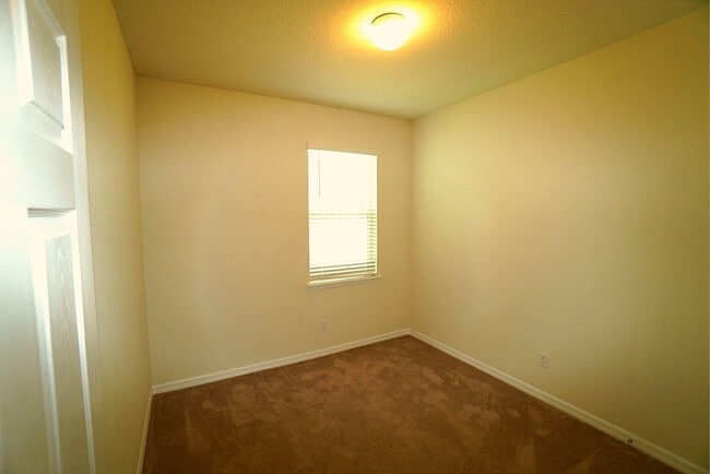 Building Photo - 17520 Butterfly Pea Ct