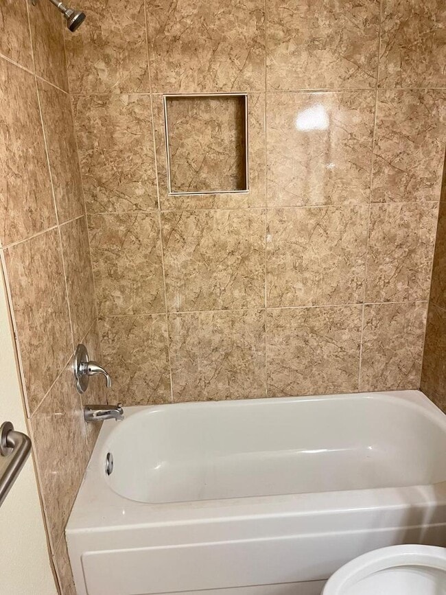 Building Photo - 3119 W Cochise Dr