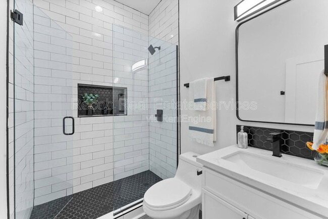 Building Photo - 5254 Adams Ave