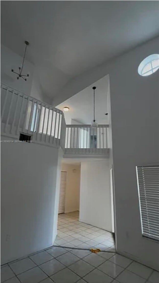 Building Photo - 127 SW 159th Way
